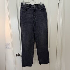 Abercrombie & Fitch 90’s Straight Ultra High Rise Distressed Curve Love Jeans